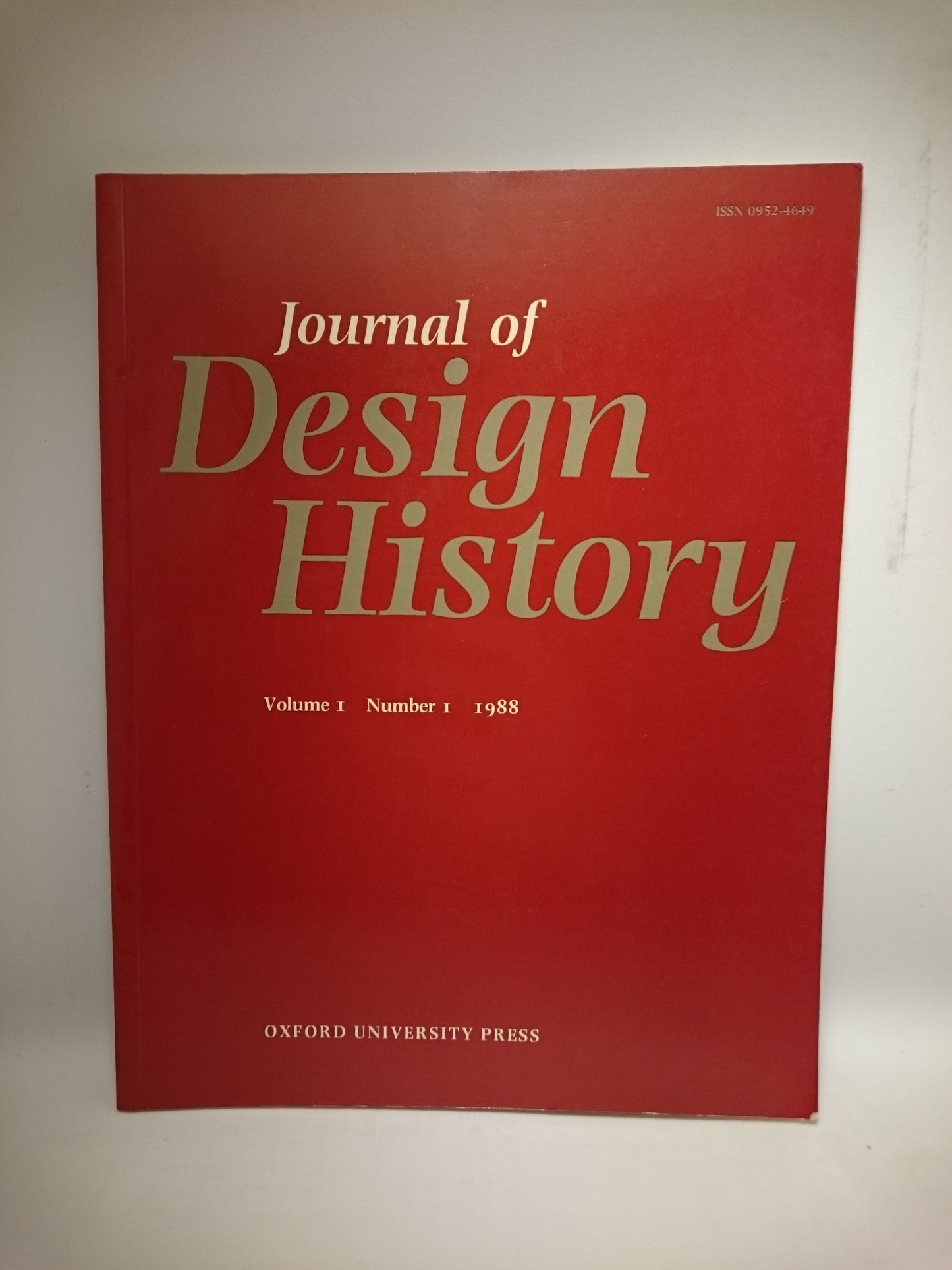 The Journal of Design History Vol 1 Issue 1